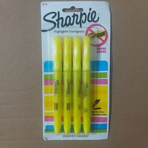 💜 3/$12 NWT Staples yellow thin highlighters